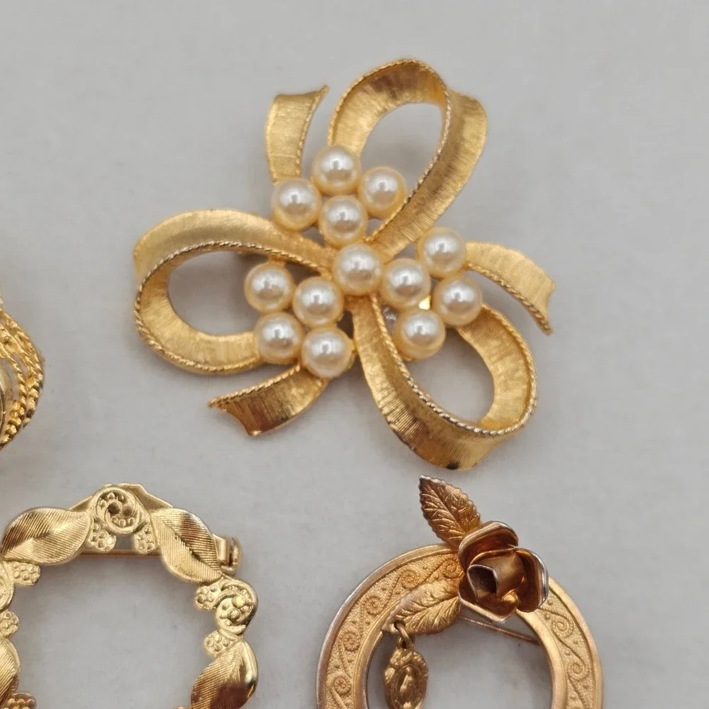 Vintage‎ Brooch Pin Lot 6pc Gold Tone Heart Bow Faux Pearl Floral Classic